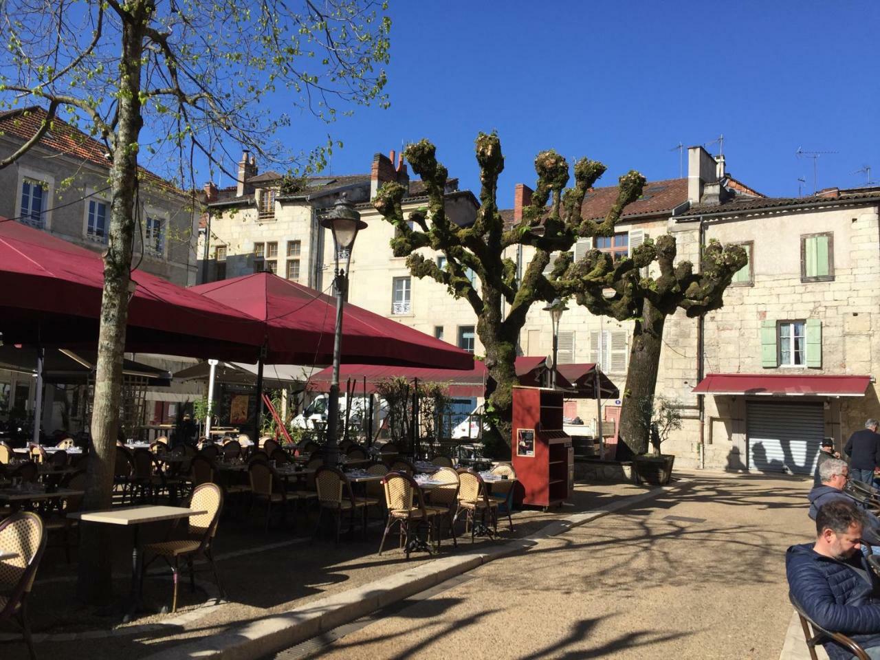Corps Et Graphi Appartement Périgueux